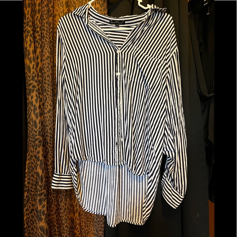 Stripped long button down - Picture 2 of 3
